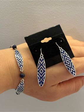 Blue Geometric Enamel Drop Earrings and Bracelet Set Brand Chaps